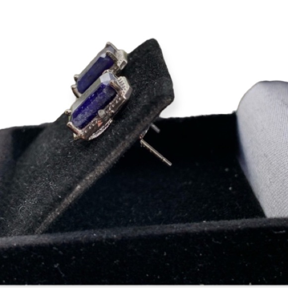 STERLING SILVER BLUE SAPPHIRE STUDS - Picture 4 of 8